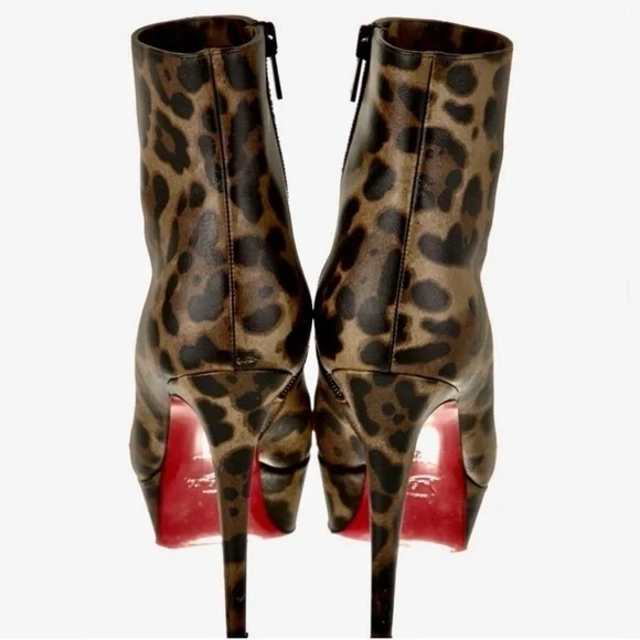 Christian Louboutin Leopard print kid leather ankle bootie. EU37kid leather. - Picture 4 of 9